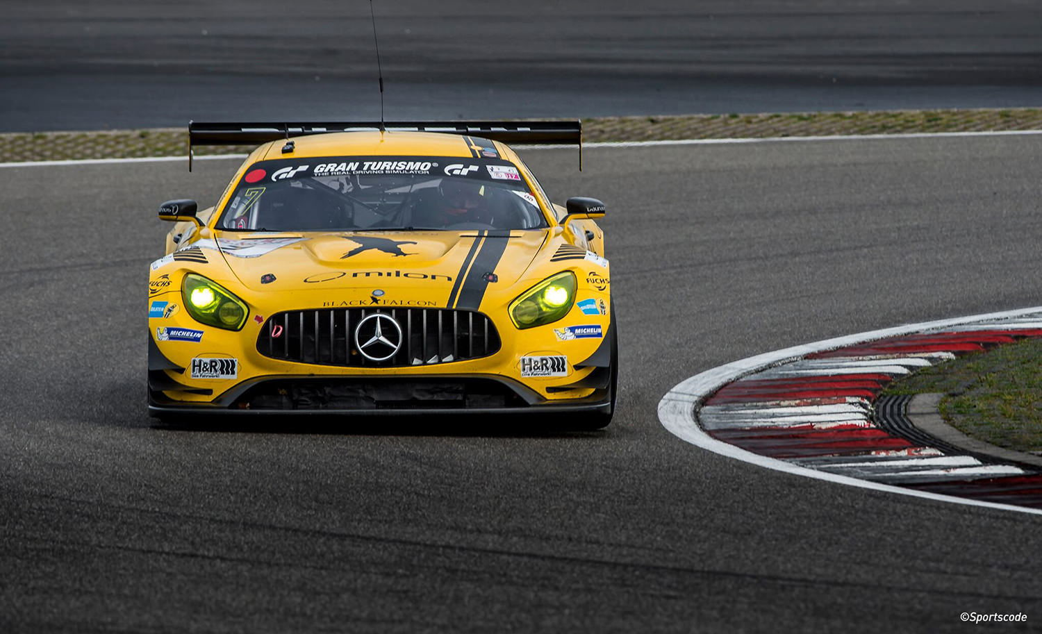 BF_VLN8_2017_HR_LaraArapguirlian_48_preview_copyright1
