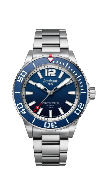 AQUASPHERE-Ocean-Fade-bezel-blue-stainless steel bracelet